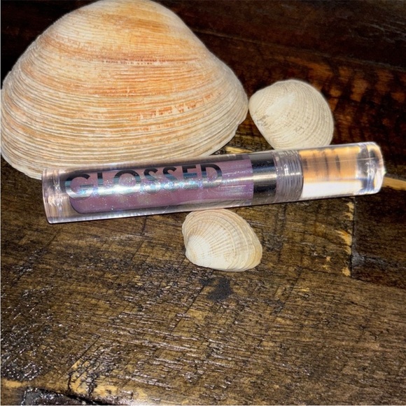 Sephora Glossed Lip Gloss - Shimmering
"Wild" Purple Christmas - Picture 5 of 5